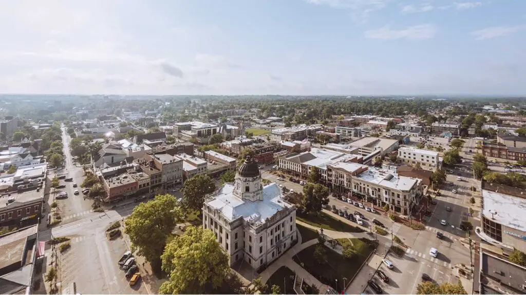 government building or official seal - free rehab centers near me